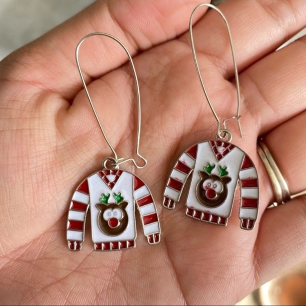 Kidney earrings silver ugly sweater red noise deer Christmas AA7